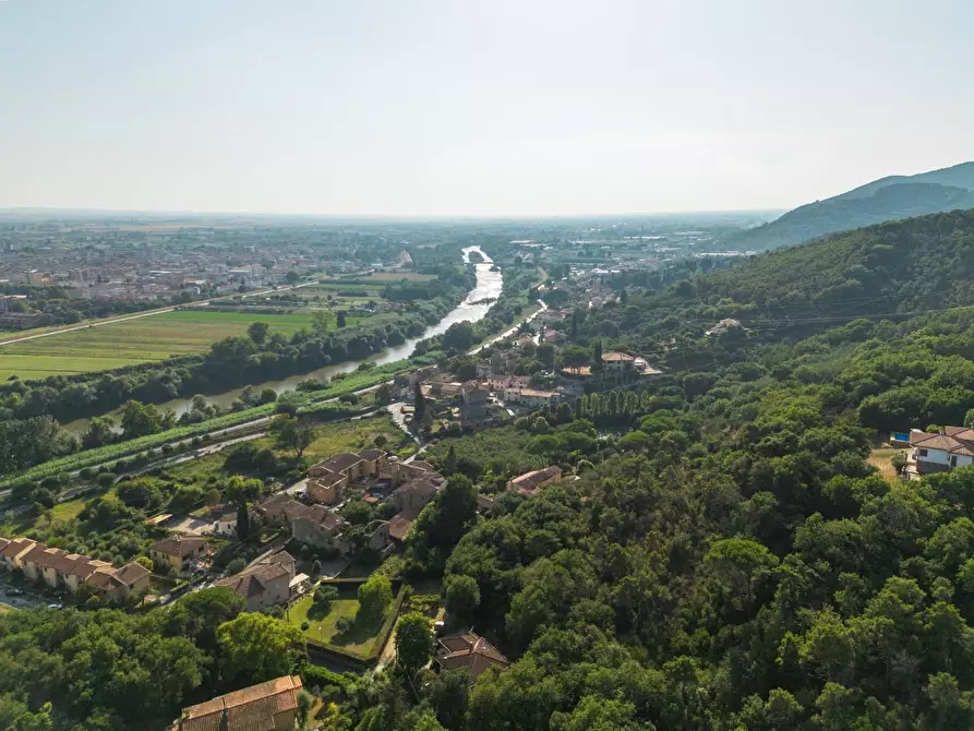 Immagine 16 di Villa in vendita  a Vicopisano