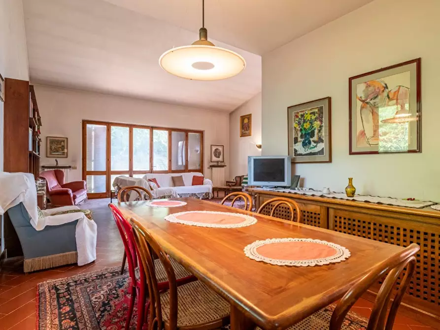 Immagine 4 di Villa in vendita  a Vicopisano