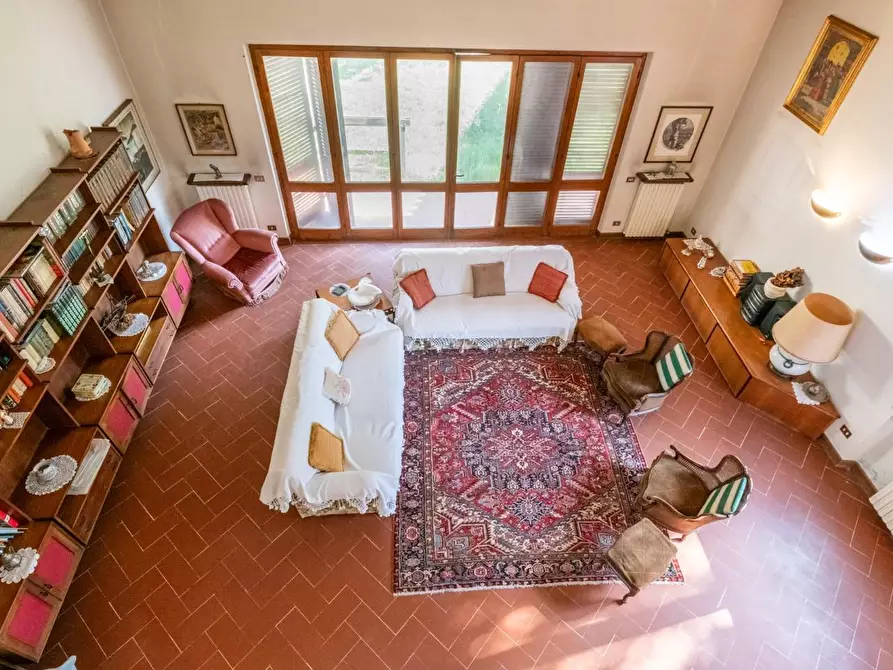 Immagine 40 di Villa in vendita  a Vicopisano