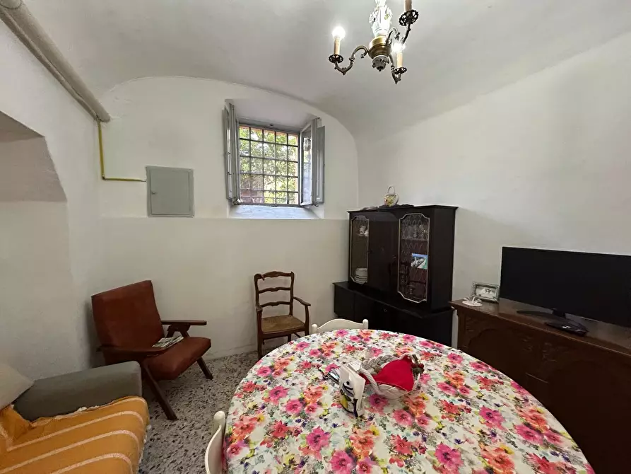 Immagine 4 di Appartamento in vendita  a Siena