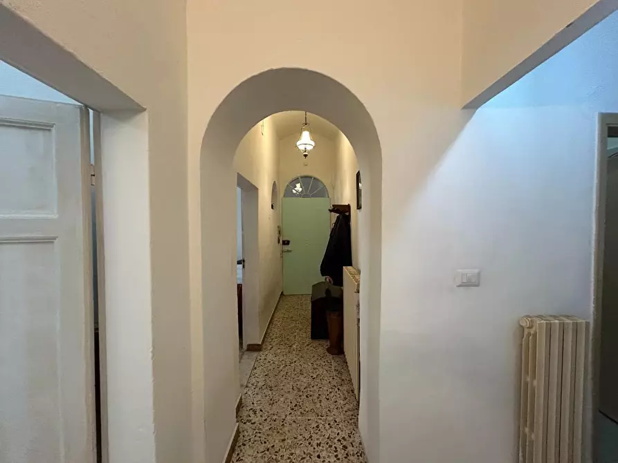 Immagine 15 di Appartamento in vendita  a Siena