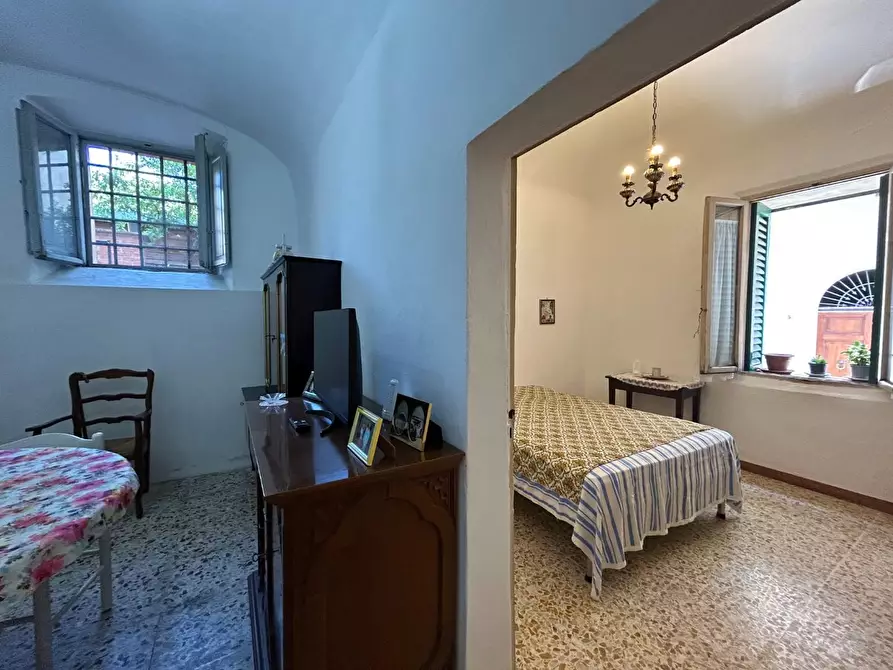 Immagine 18 di Appartamento in vendita  a Siena