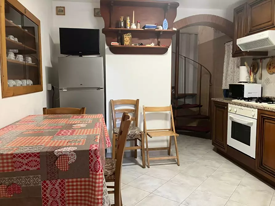 Immagine 25 di Terratetto in vendita  a Castelnuovo Magra