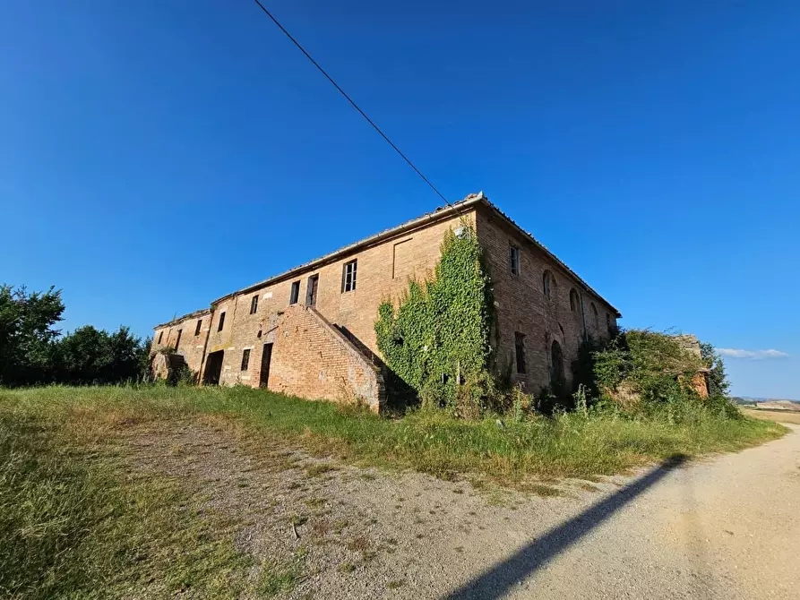Immagine 13 di Casa colonica in vendita  a Monteroni D'arbia