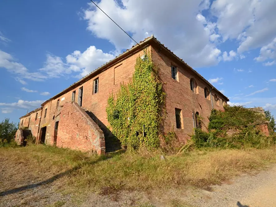 Immagine 14 di Casa colonica in vendita  a Monteroni D'arbia