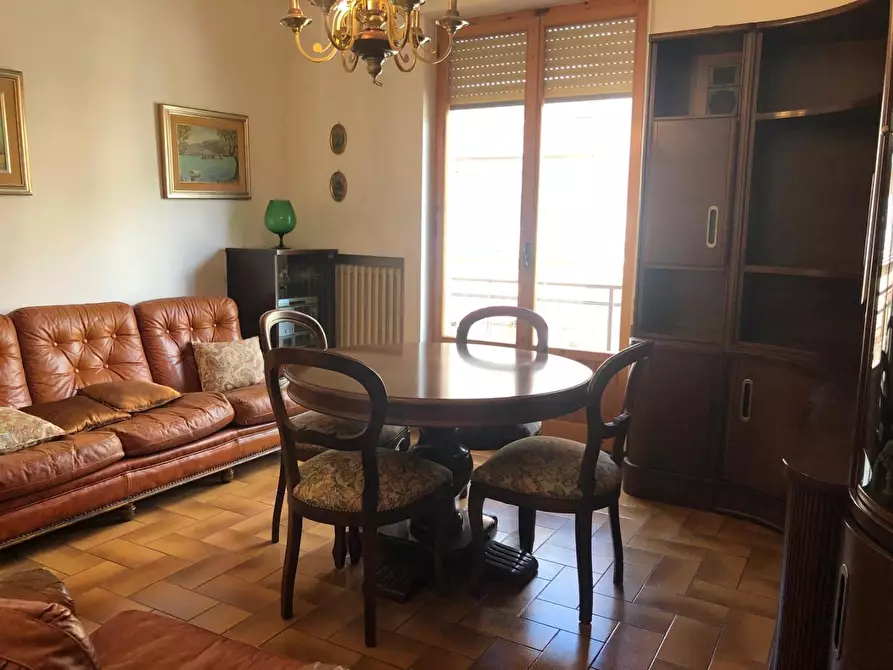 Immagine 2 di Appartamento in vendita  a Poggibonsi