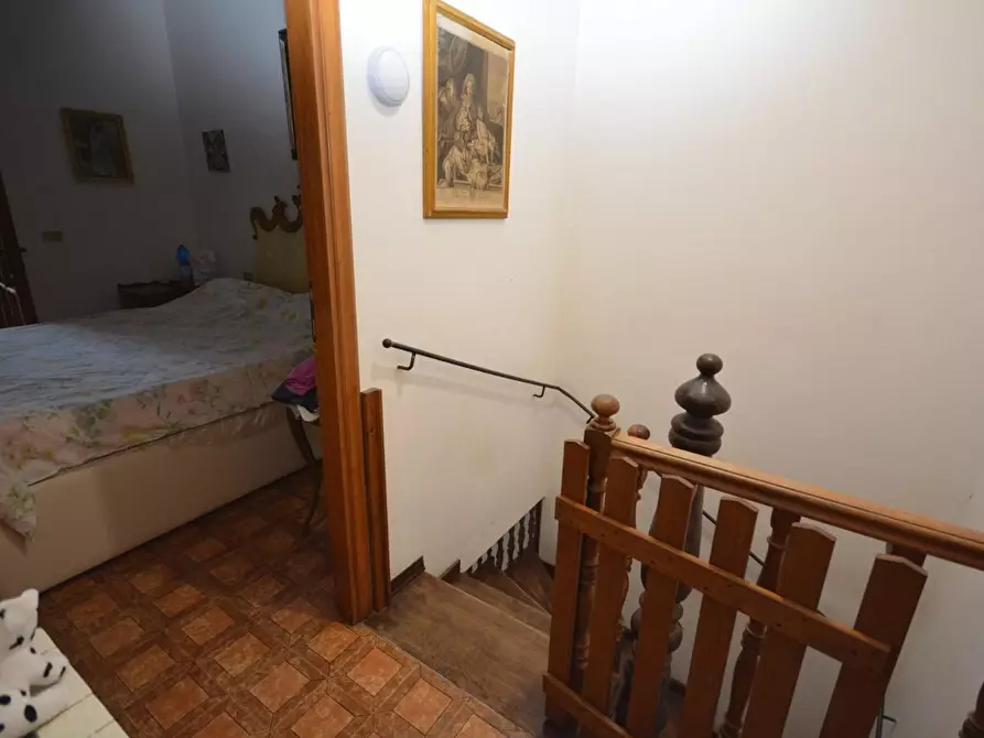 Immagine 10 di Villetta a schiera in vendita  a Massa
