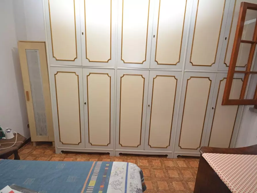 Immagine 16 di Villetta a schiera in vendita  a Massa