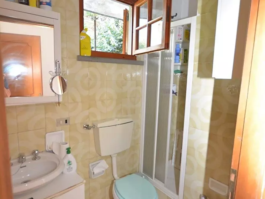 Immagine 18 di Villetta a schiera in vendita  a Massa