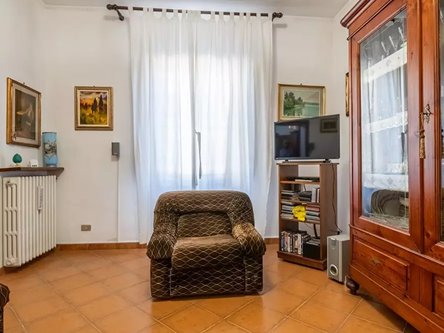 Immagine 29 di Villetta a schiera in vendita  a Cascina