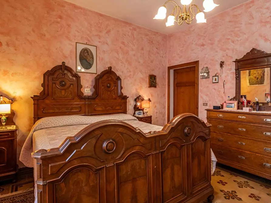 Immagine 42 di Villetta a schiera in vendita  a Cascina