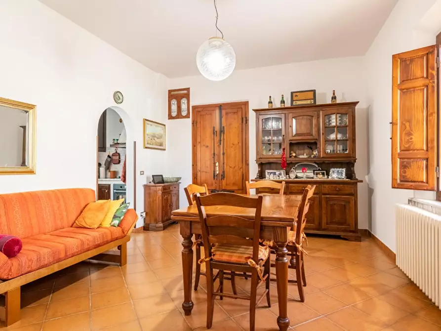 Immagine 21 di Villetta a schiera in vendita  a Cascina