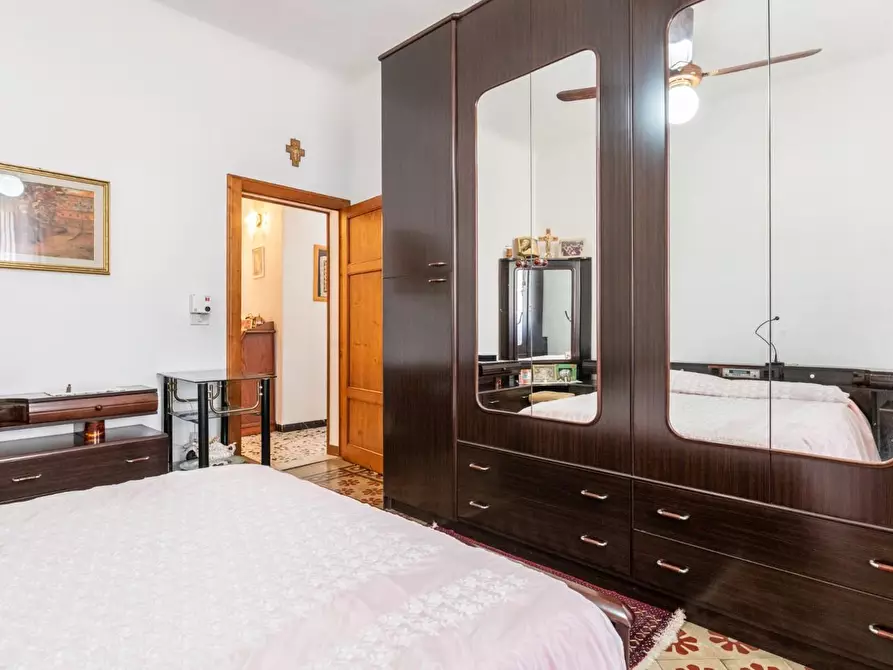 Immagine 36 di Villetta a schiera in vendita  a Cascina