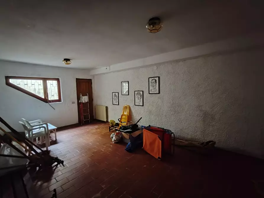 Immagine 24 di Casa bifamiliare in vendita  a Massa