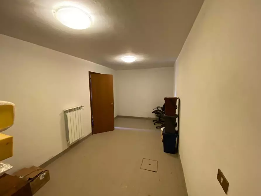 Immagine 15 di Villetta a schiera in vendita  a Pontedera