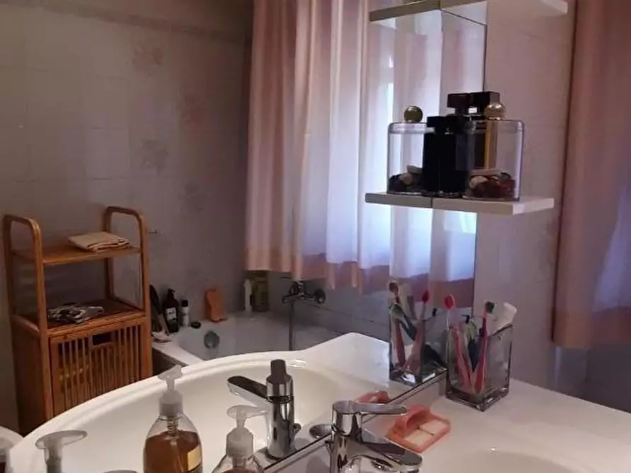 Immagine 7 di Appartamento in vendita  a Montopoli In Val D'arno