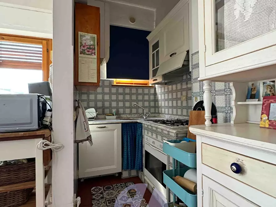 Immagine 10 di Appartamento in vendita  a Pietrasanta