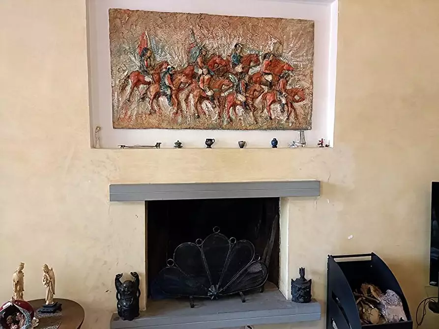 Immagine 25 di Casa indipendente in vendita  a Carrara