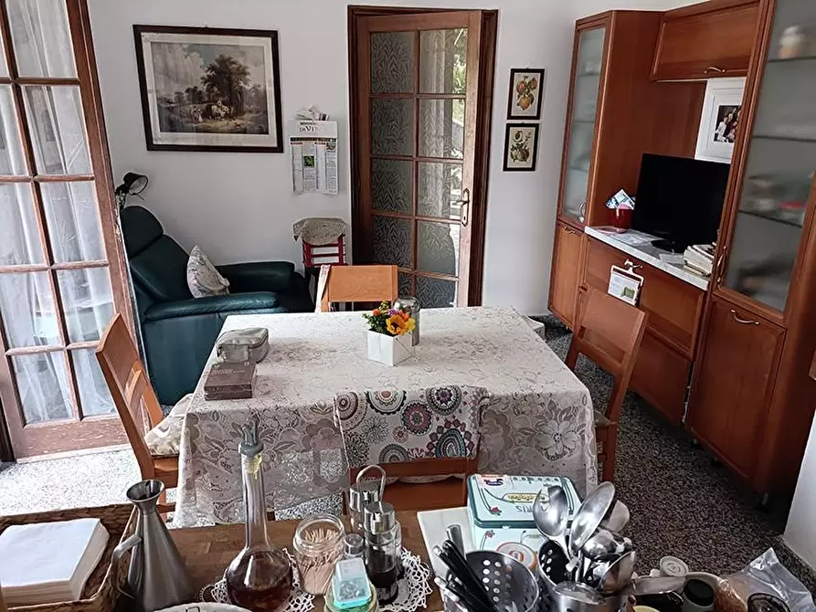Immagine 18 di Casa indipendente in vendita  a Carrara