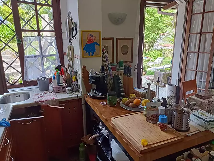 Immagine 17 di Casa indipendente in vendita  a Carrara