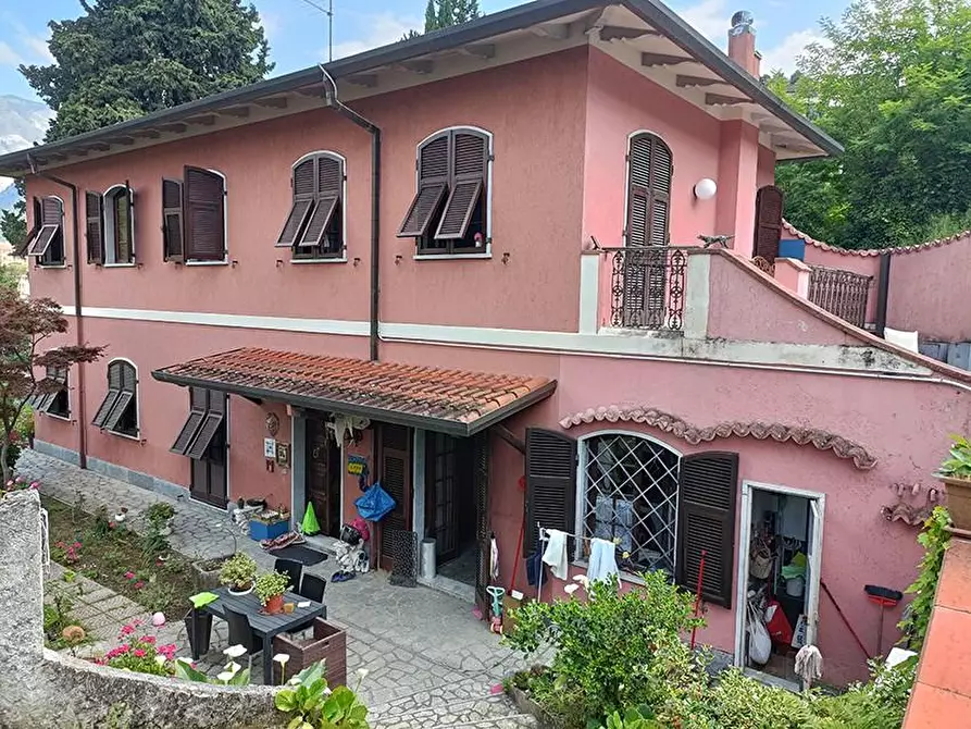 Immagine 3 di Casa indipendente in vendita  a Carrara