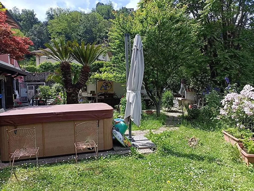 Immagine 8 di Casa indipendente in vendita  a Carrara