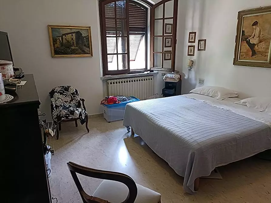 Immagine 37 di Casa indipendente in vendita  a Carrara