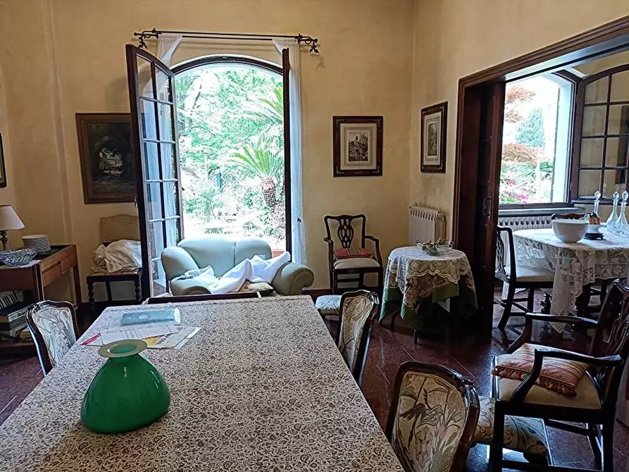 Immagine 26 di Casa indipendente in vendita  a Carrara