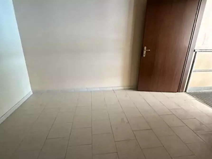 Immagine 16 di Capannone industriale in vendita  a Massa