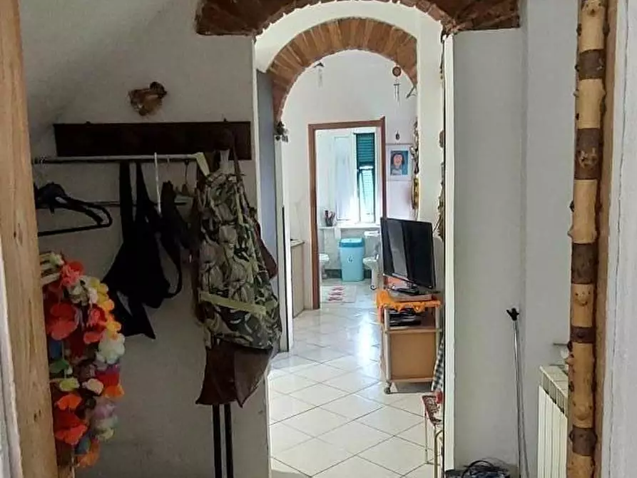 Immagine 4 di Appartamento in vendita  a Carrara