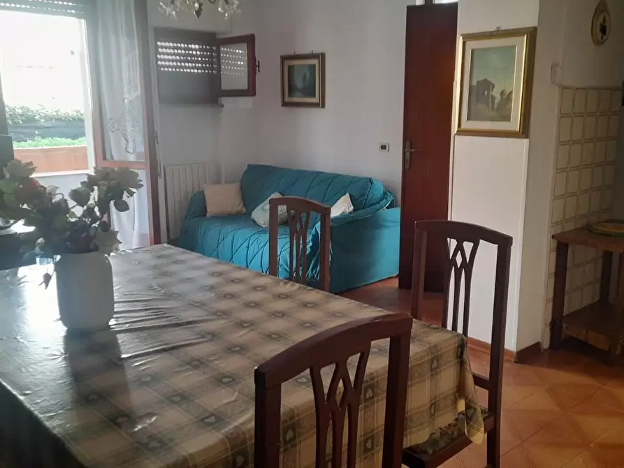 Immagine 4 di Villetta a schiera in vendita  a Massa