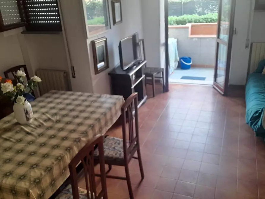 Immagine 3 di Villetta a schiera in vendita  a Massa