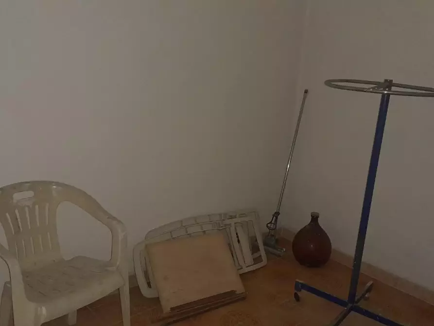 Immagine 7 di Villetta a schiera in vendita  a Massa