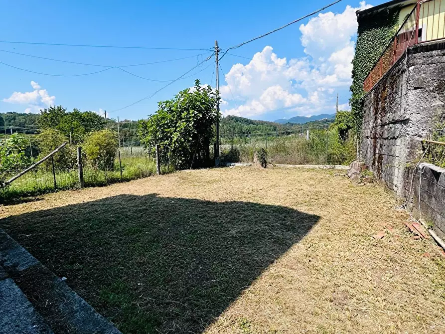 Immagine 1 di Casa semindipendente in vendita  a Aulla