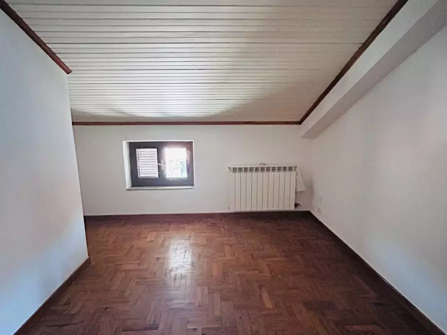 Immagine 15 di Casa semindipendente in vendita  a Aulla