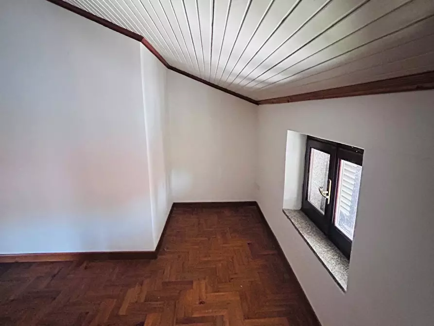 Immagine 16 di Casa semindipendente in vendita  a Aulla