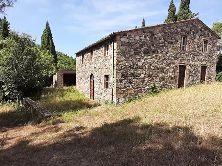 Immagine 19 di Casa colonica in vendita  a Pomarance