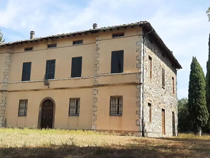 Immagine 1 di Casa colonica in vendita  a Pomarance