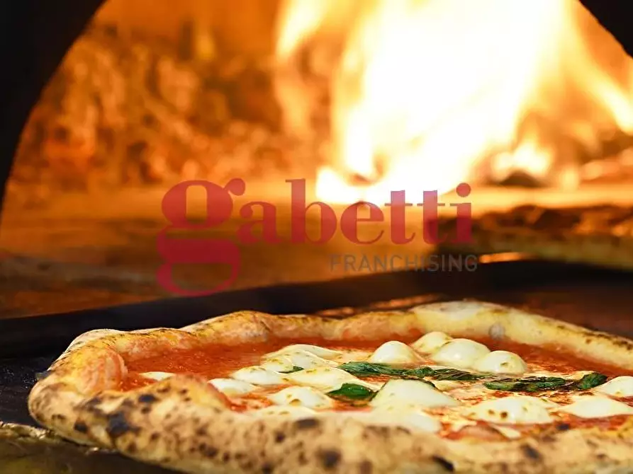 Immagine 2 di Bar / Ristorante in vendita  a Pisa