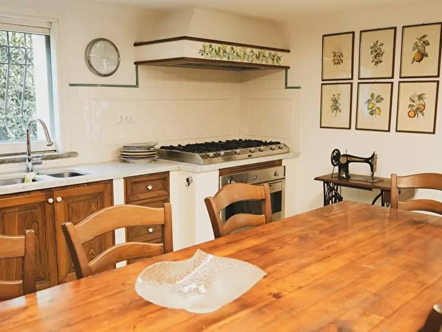 Immagine 42 di Villa in vendita  a Pisa