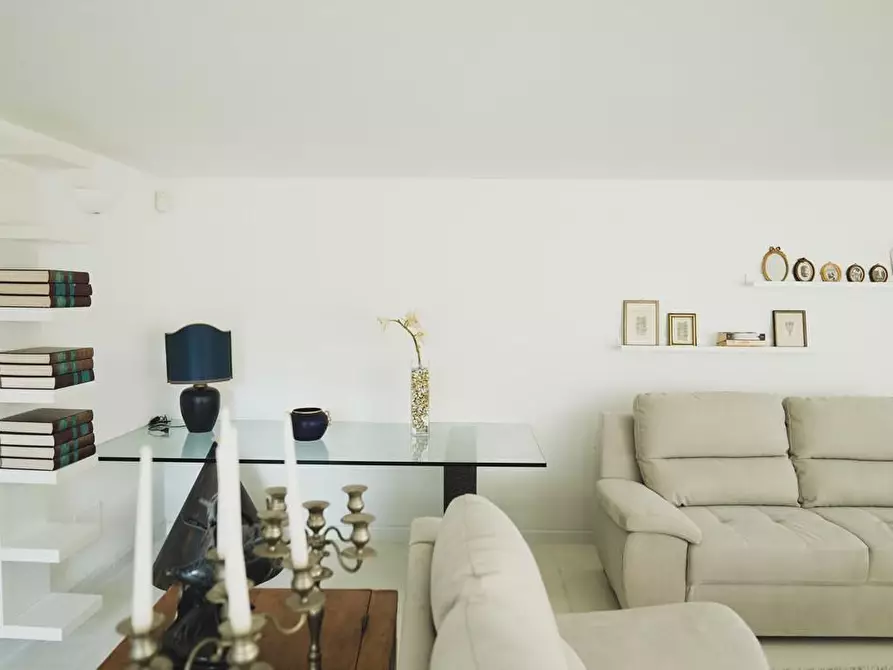 Immagine 33 di Villa in vendita  a Pisa