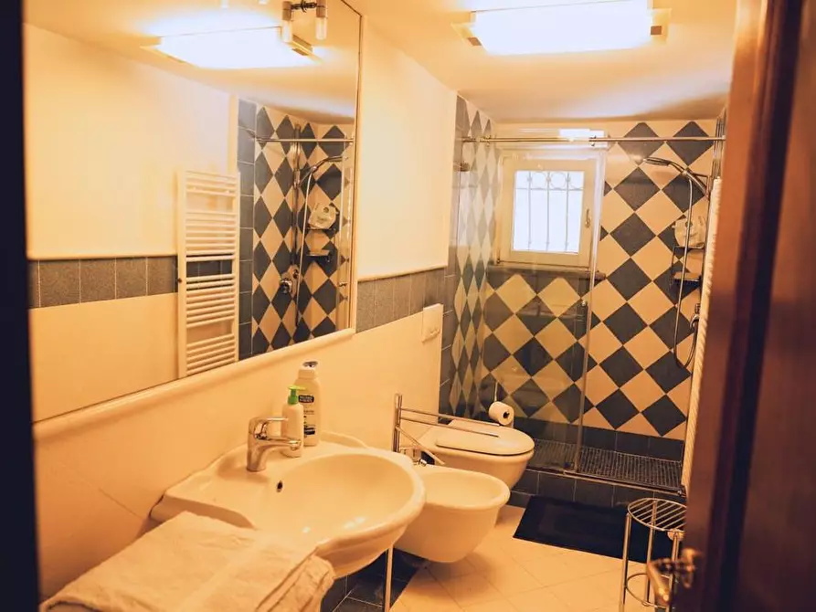 Immagine 45 di Villa in vendita  a Pisa