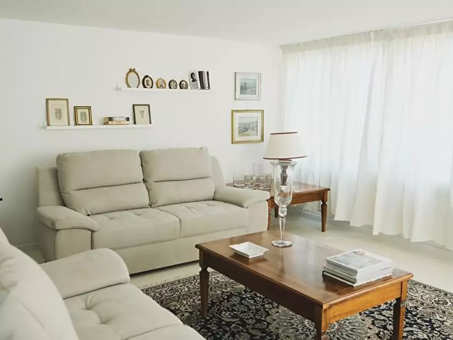 Immagine 29 di Villa in vendita  a Pisa