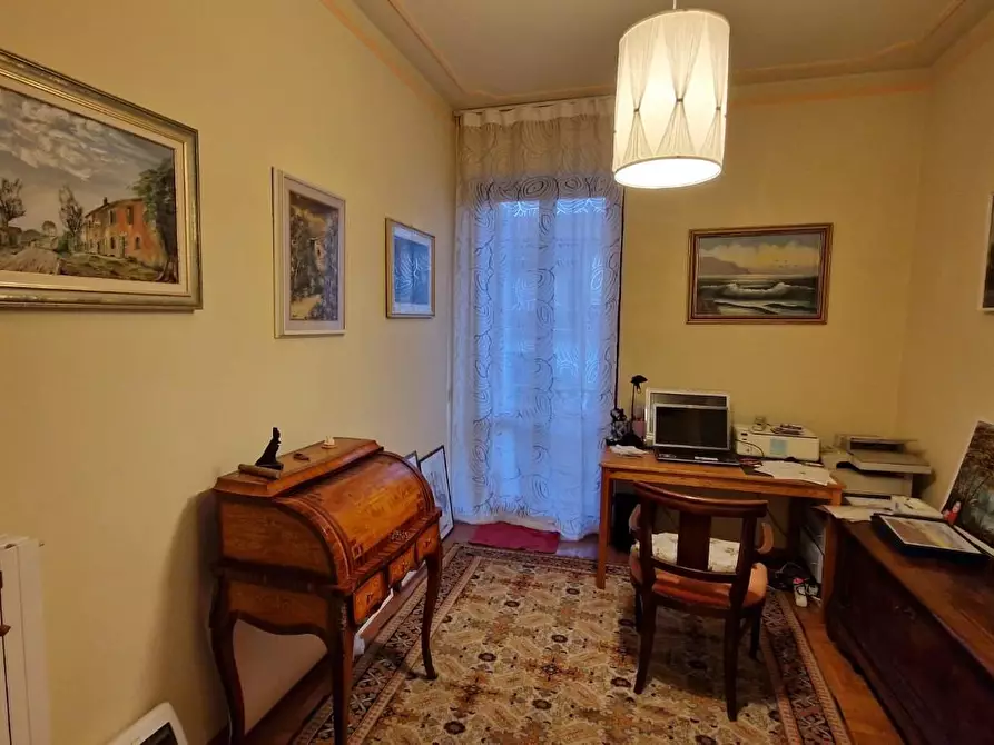 Immagine 26 di Villa in vendita  a Viareggio