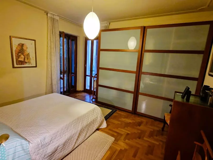 Immagine 31 di Villa in vendita  a Viareggio