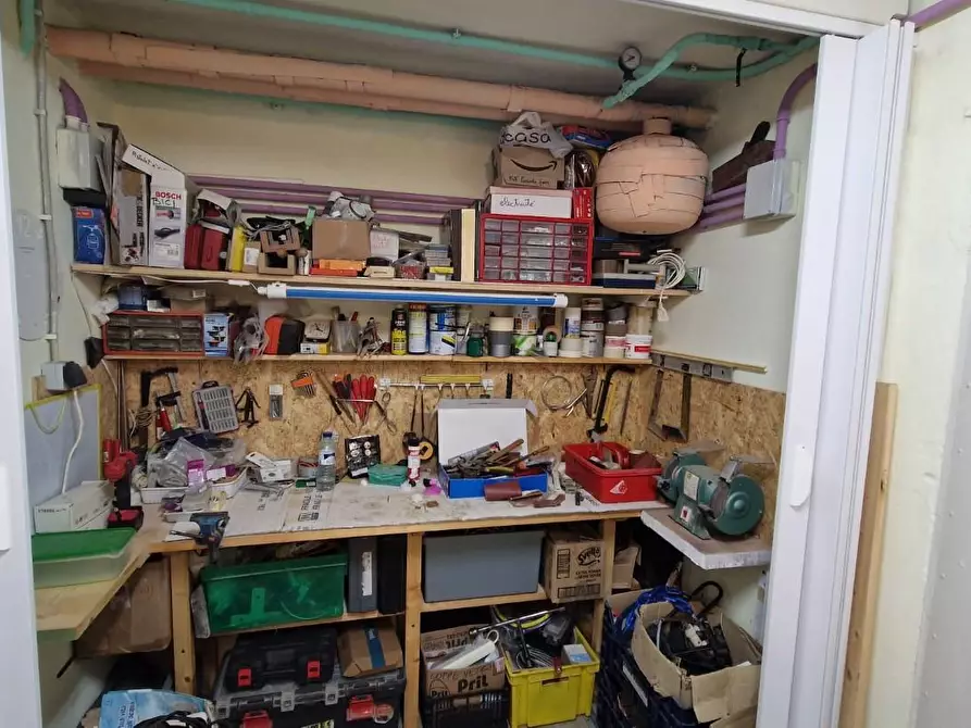 Immagine 43 di Villa in vendita  a Viareggio