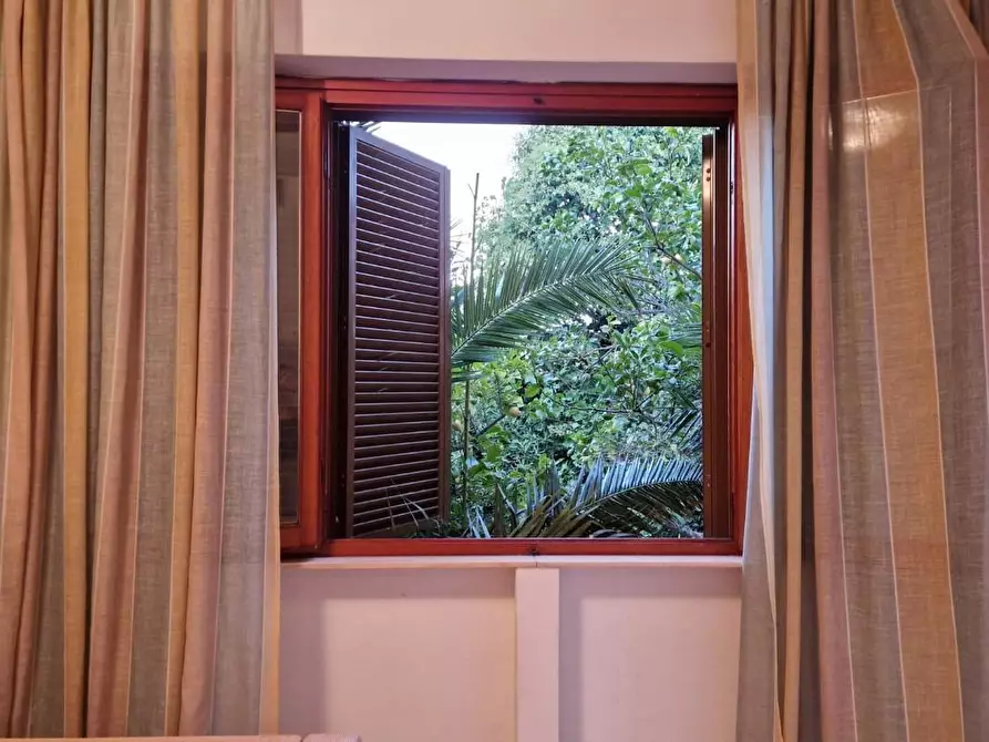 Immagine 23 di Villa in vendita  a Viareggio