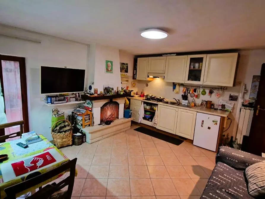 Immagine 37 di Villa in vendita  a Viareggio