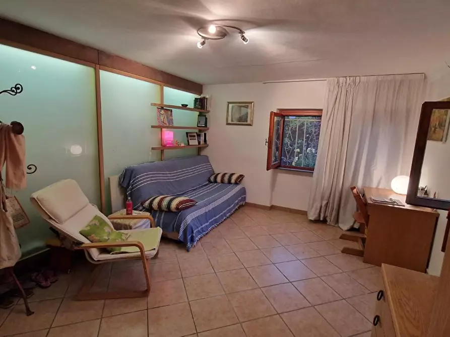 Immagine 39 di Villa in vendita  a Viareggio