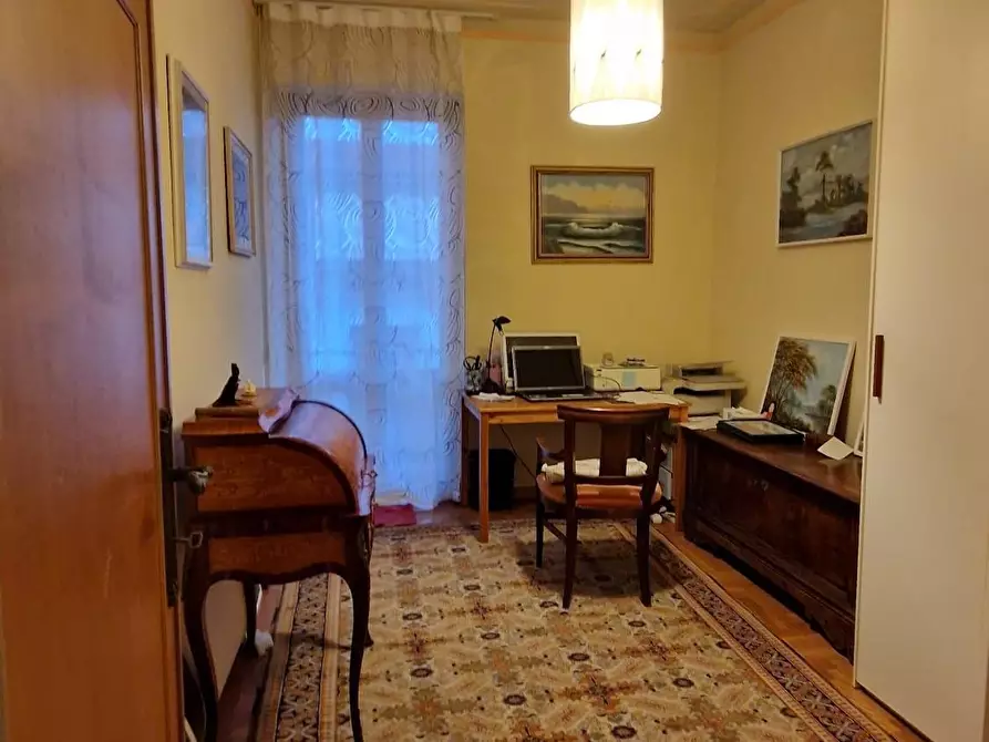 Immagine 27 di Villa in vendita  a Viareggio